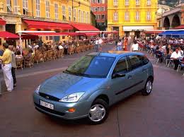 Les Modeles Elus Voiture De L Annee De 1964 A 2019 Challenges Toyota Prius Voiture Ford Mondeo
