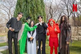 Netflix Korea IG Post feat. Jin with the cast of Screwballs - 110525 :  r/bts7