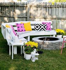 If you plan to use wood stain on your wood bench then add in a few more dollars. 40 Simple And Inviting Diy Outdoor Bench Ideas