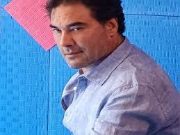 Fernando colunga, mauricio mendoza, eduardo yáñez, jon molerio, jessica lindsey, michelle gonzález, and hans martínez in. Eduardo Yanez Volvio Al Hospital Que Padecimiento Enfrenta El Actor De Televisa Infobae