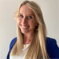 Violet Cassidy's Instagram, Twitter & Facebook