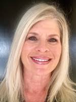 Vickie Stuart's Instagram, Twitter & Facebook