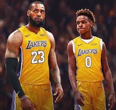 Lebron James Is In His 15th Season In The Nba But He Hasn T Shown Any Signs Of Slowing Down And He Could Very Well Still Be Playing When I Nba Lebron James