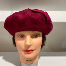 Alannah Hill Womens Size One Size Maroon Beret Hat(s)
