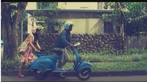 Chord Kunci Gitar Dan Lirik Piknik 72 Naif Naik Vespa Keliling Kota Tribunjateng Com