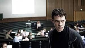 Um einen doppelmord, eine brandleiche und zwei übermüdete kommissare geht es im dritten tatort aus dem schwarzwald. Wiederholung Der Schwarzwald Tatort Hort Ihr Die Stimmen Nicht