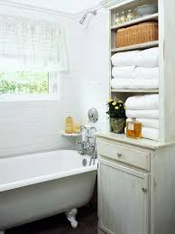 Our Favorite Small Baths That Live Large Small Bath Bathroom Towel Storage Small Bathroom