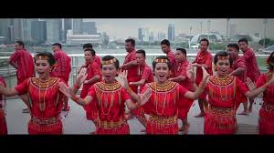 Ta rampanan ni tu panglaa ta. Ma Kelong To Manglaa Lirik Dan Terjemahannya