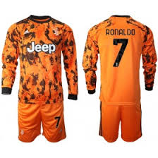 Mit dem adidas juventus turin heimtrikot der saison 2020/2021 präsentiert sich der italienische traditionsverein in den klassischen vereinsfarben. Cristiano Ronaldo Trikot Cristiano Ronaldo Fan Artikel Cristiano Ronaldo Fanshop Online Trikotsatz Fussball