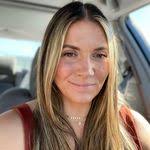 Laura Sowell's Instagram, Twitter & Facebook