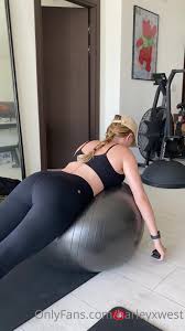 Watch online Harley West aka Harleyxwest OnlyFans - Just come clips from my  workout today! I am doing upper body today I used to be scared to workout 1  on X-video