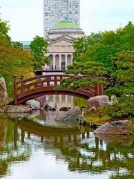 3 Great Chicago Neighborhoods To Explore Chicago Neighborhoods Chicago Travel The Neighbourhood