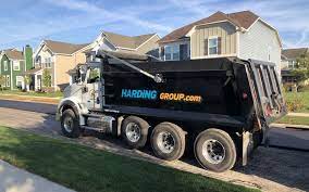 Buying and selling of mack trucks, dump trucks, big rigs, peterbilt trucks and all types of international trucks. Dump Truck Company