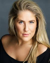 Natalie Paris's Instagram, Twitter & Facebook