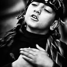 Listen to وين أهاجر يا دنيا وين أسافر by Ghada Choumar in latmiyat playlist  online for free