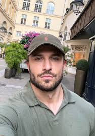 In life learn to be humble like HH's son