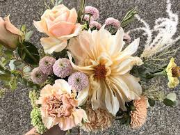 Make every moment an #avasmoment. Arizona Flower Market Encourages Random Acts Of Kindness By Giving Away Free Flower Bunches Florists Review