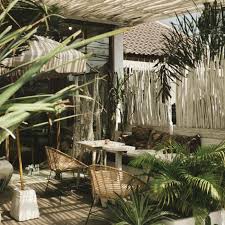 Sichtschutz im garten 36 ideen wie sie den privatbereich abschirmen sichtschutz im garten jalousien tueren zaun idee diy vintage. 1001 Inspirierende Sichtschutz Garten Ideen Und Bilder