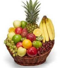 Pin By Moulay Lalaoui On Moulaylalaoui Oran 31000 In 2020 Fruit Basket Gift Fruit Basket Delivery Fruits Basket