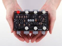 •1 timing from microseconds to hours • astable or monostable. The Three Fives 555 Discrete Timer Kit Elektor