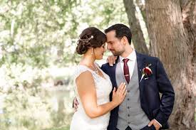 A Love-filled Chatham Armouries and Retro Suites Wedding