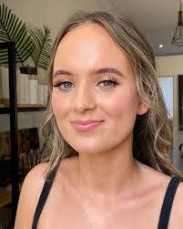 Mandy Noyes's Instagram, Twitter & Facebook