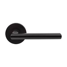 Choose an option 76mm 96mm 128mm 160mm 192mm 224mm 256mm 288mm 320mm. Epic Matt Black Door Handle Zanda Architectural Hardware