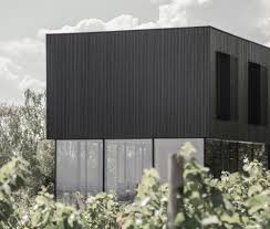 Comfortable, stylish clothing allowing you to either stand out or lay low. Avos The Little Black House Steinbauer Architektur Design Archdaily