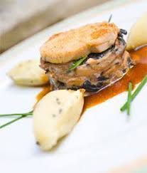 Noix De Ris De Veau Aux Saveurs D Automne De Christian Gaulin Ris De Veau Oignon Carotte Celeri Ail Tomate Bouqu Ris De Veau Recettes De Cuisine Recette