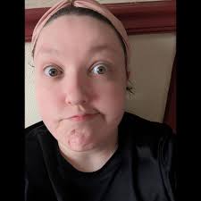 Which one is correct, I feel really low.