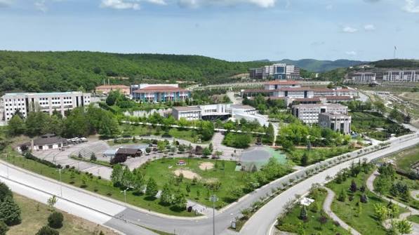 Düzce Üniversitesi | Kampüslerimiz
