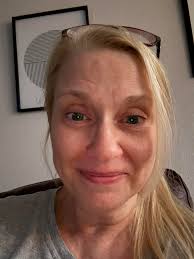 Please don't annoy me this week. Because if you do, give your see and  number to every kid tell them lthemitsSanta'shotline. it's Santa's hotline.