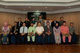 Dato' seri diraja, dato' seri setia diraja, dato' seri, dato' paduka, dato' wira, dato' pahlawan, dato'. Ums Official Website Zawawi Elected President Of Ppums