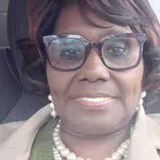 Felicia Liles's Instagram, Twitter & Facebook