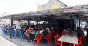 Namun suasana di perlis sangat menyamankan dan sesiapa yang mahu lari dari kesibukan kota, bolehlah rancang percutian ke perlis. Premis Makanan Beroperasi Hingga Tengah Malam Di Perlis