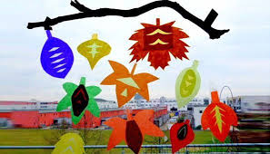 Während noch vor 50 jahren. Herbstbasteln Mit Kindern Fensterbilder Und Naturliche Mobile