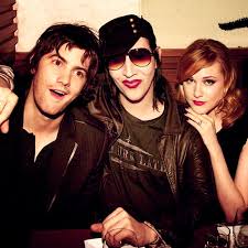 But as it turned out, their relationship wasn't as wonderful. Pin On Marilyn Manson Man That You Fear