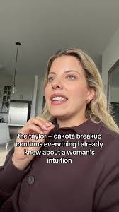 Dakota Bell's Instagram, Twitter & Facebook