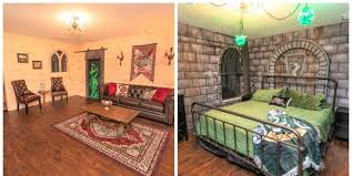 No matter if you're a gryffindor, slytherin, hufflepuff or ravenclaw, you'll feel right at home. Visiting The Wizarding World Of Harry Potter Stay At This Harry Potter Themed Villa