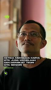 Kebudayaan (suku) Tambora yang lenyap Tambora adalah desa dan kebudayaan  yang hilang di pulau Sumbawa yang terkubur oleh abu vulkanik dan aliran  piroklastik akibat dari letusan gunung Tambora tahun 1815. Desa ini