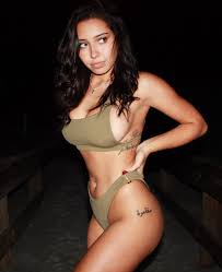 Azsae Seimone - Free sexy pics, galleries & more at Babepedia