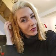 Maile Morris's Instagram, Twitter & Facebook