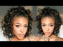 Want to style short wavy hair like a pro? How To Get Heatless Waves For Short Hair