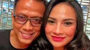 5 Berita Populer: Lydia Kandou Berhijab, Primus Yustisio Naik Kereta