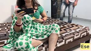 Chupke Chupke Ungli Kar Rahi Thi Alisha Devar Ne Dekh Liya Piche Se Aur  Jamkar Chudai Kari Clear Hindi Audio