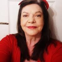 Cynthia Thurber's Instagram, Twitter & Facebook