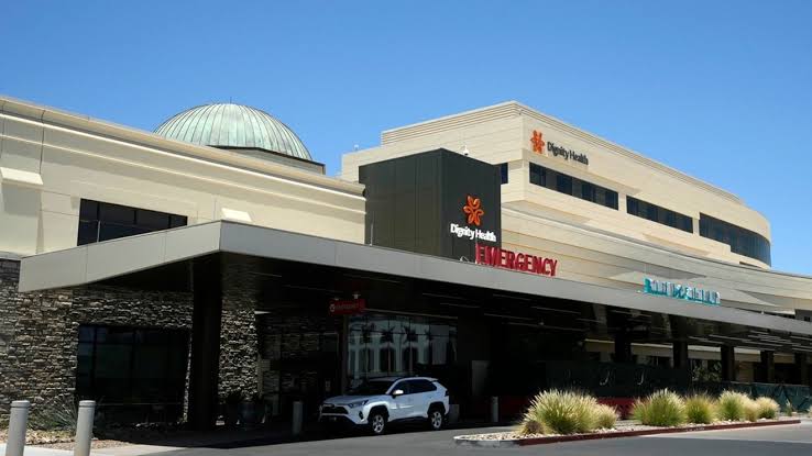 Toddler declared ᴅᴇᴀᴅ after pool drowning found alive in hospital morgue  hours later