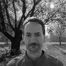 Robert Corrie's Instagram, Twitter & Facebook