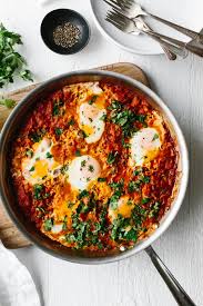 Best Shakshuka Recipe Easy Traditional Downshiftology In 2020 Shakshuka Recipes Healthy Breakfast Recipes Easy Shakshuka