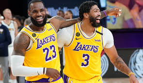 Brook robert lopez (north hollywood, california, 1 de abril de 1988) es un jugador de baloncesto estadounidense que pertenece a la plantilla de milwaukee bucks de la nba. Nba Harmonie Zwischen Anthony Davis Und Lebron James Bei Den Los Angeles Lakers